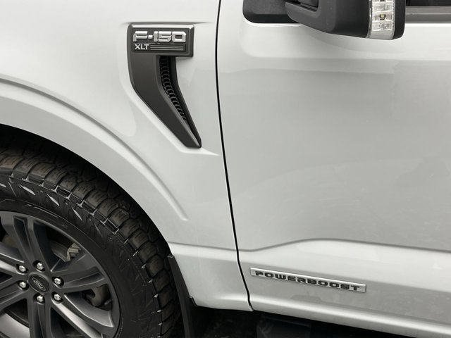 Used 2023 Avalanche Ford XLT image 37