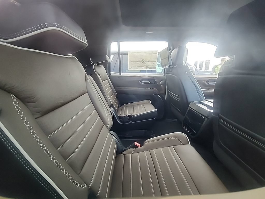 2026 GMC Yukon XL Denali Ultimate - Photo 7