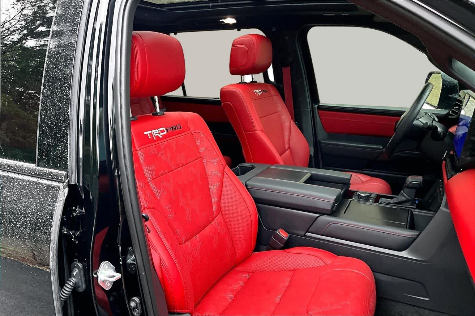 2024 Toyota Sequoia TRD Pro - Photo 9