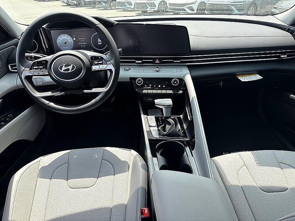 New 2026 Abyss Black Hyundai Limited image 22
