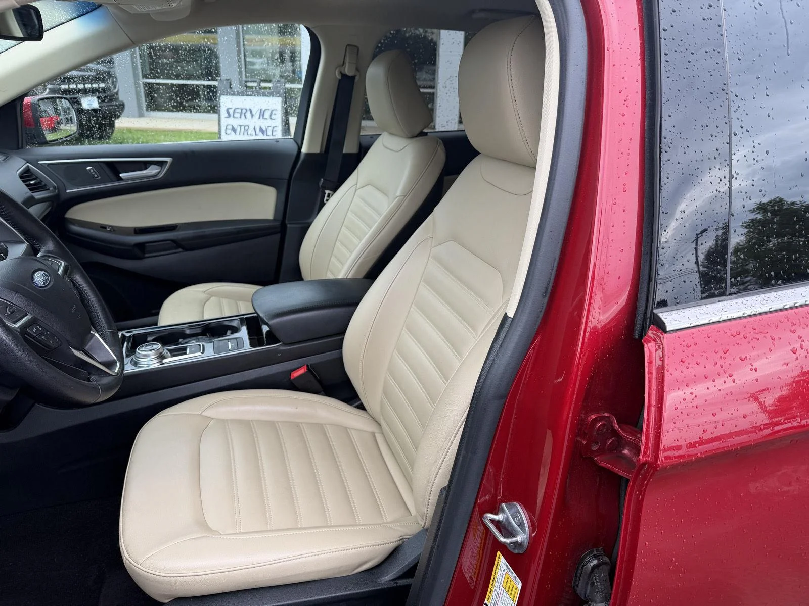 Used 2020 Rapid Red Metallic Tinted Clearcoat Ford SEL image 9