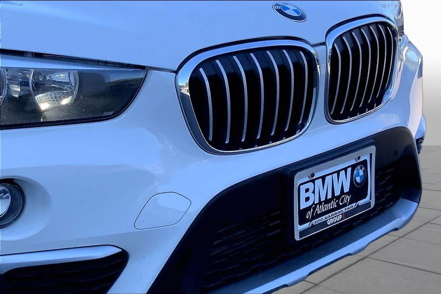 Used 2019 Alpine White BMW xDrive28i image 31