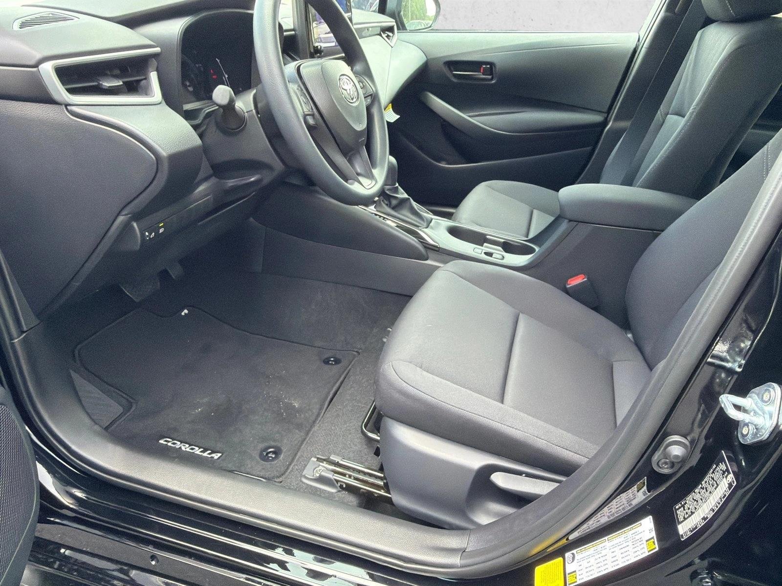 New 2026 Midnight Black Metallic Toyota LE image 9