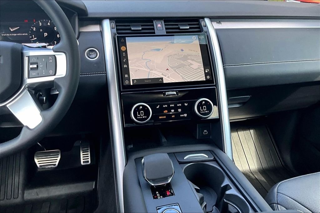 Used 2025 Blue Land Rover Dynamic SE image 6