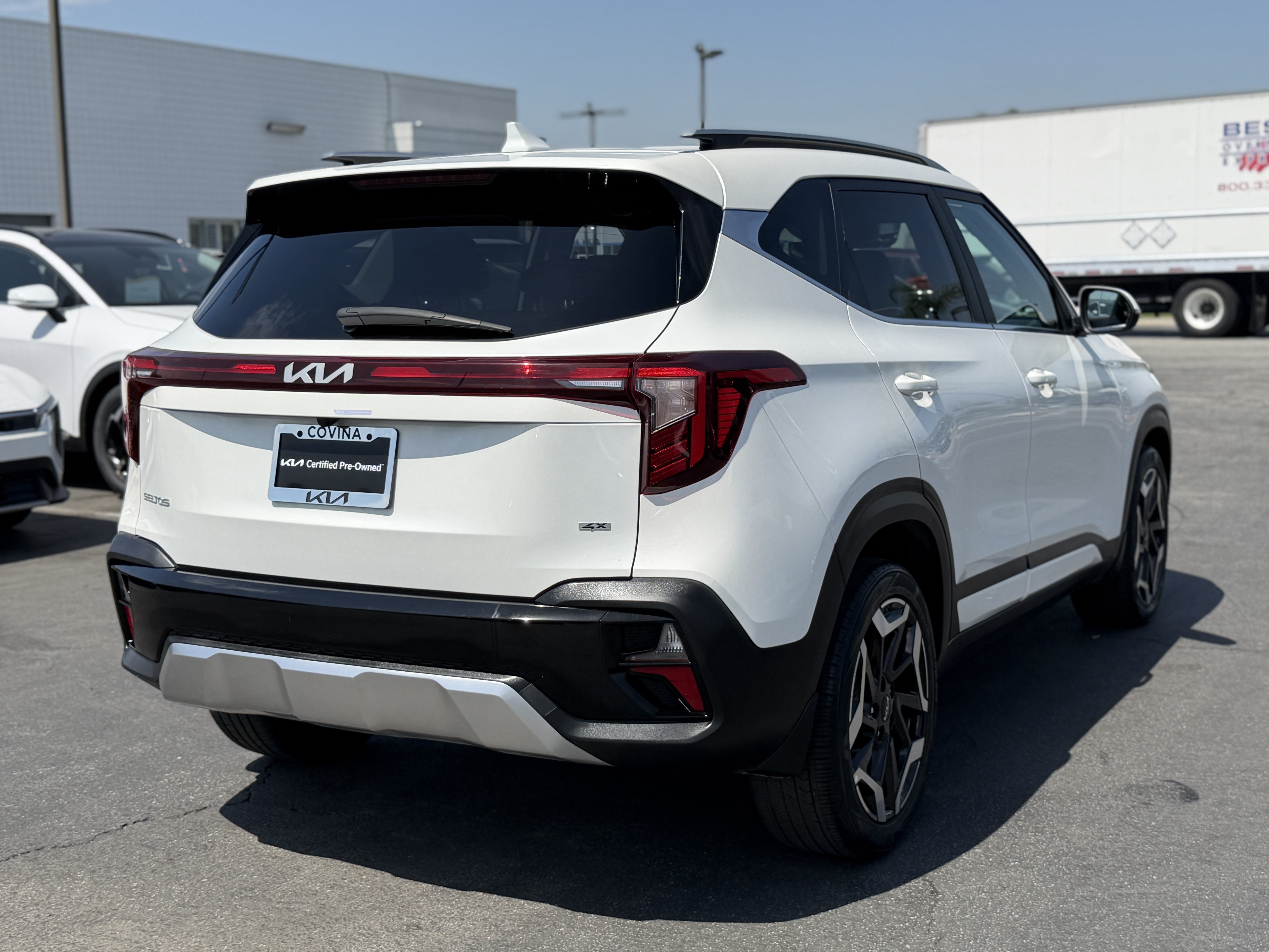 Certified Used 2024 Snow White Pearl Kia SX image 8