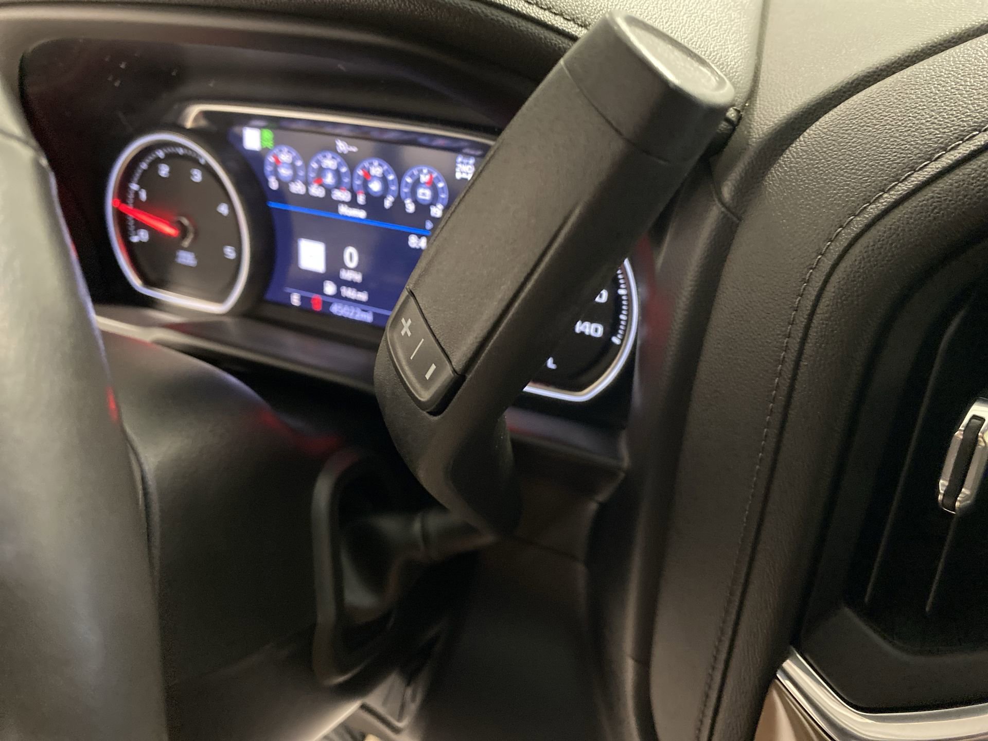 Used 2022 Iridescent Pearl Tricoat Chevrolet High Country image 15