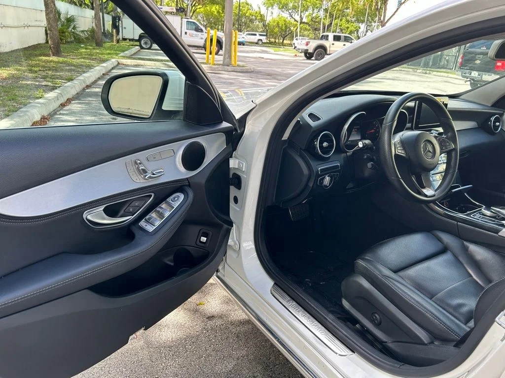 Used 2016 White Mercedes-Benz C 300 image 15