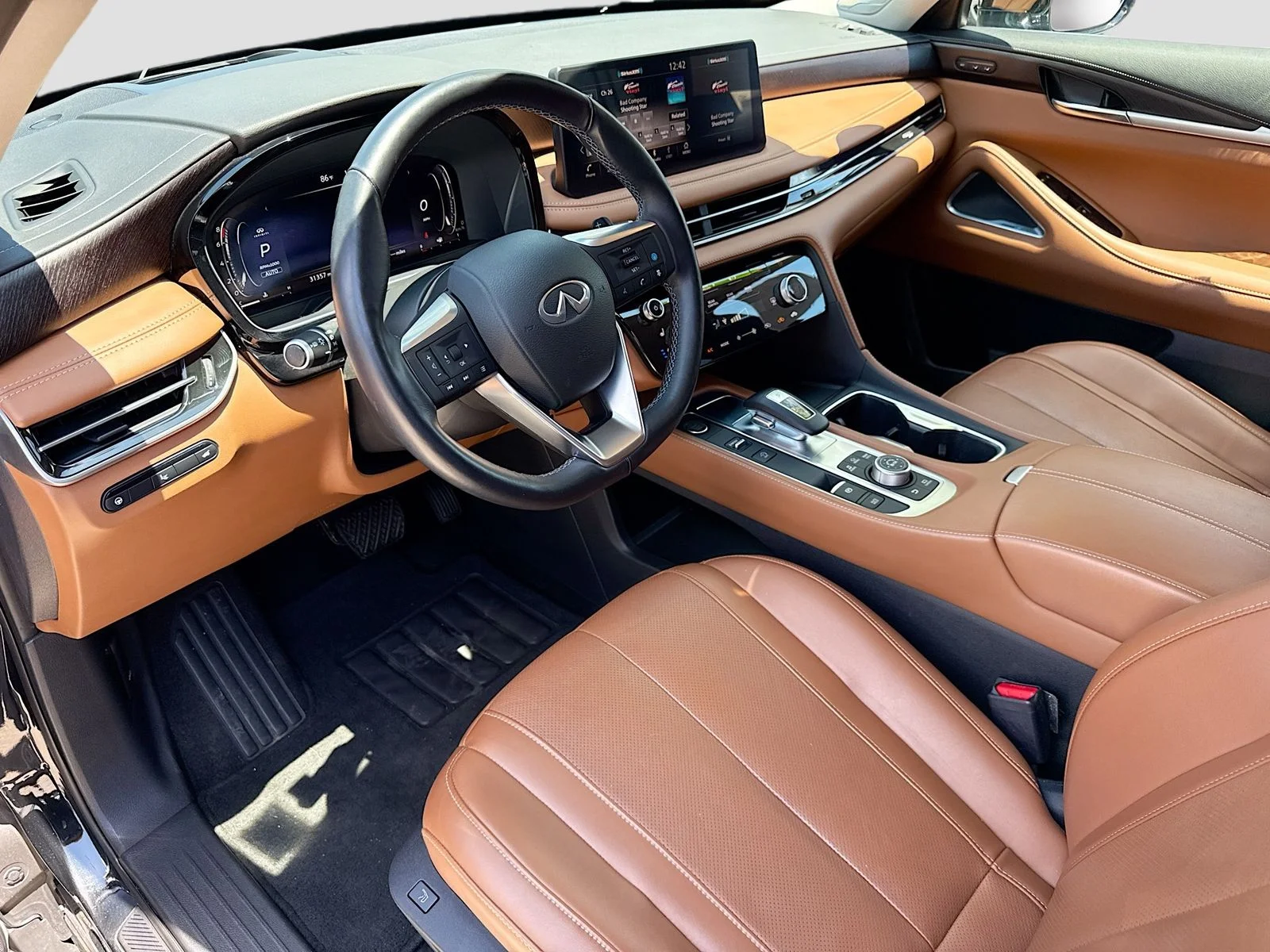 Used 2023 Black INFINITI Sensory image 9