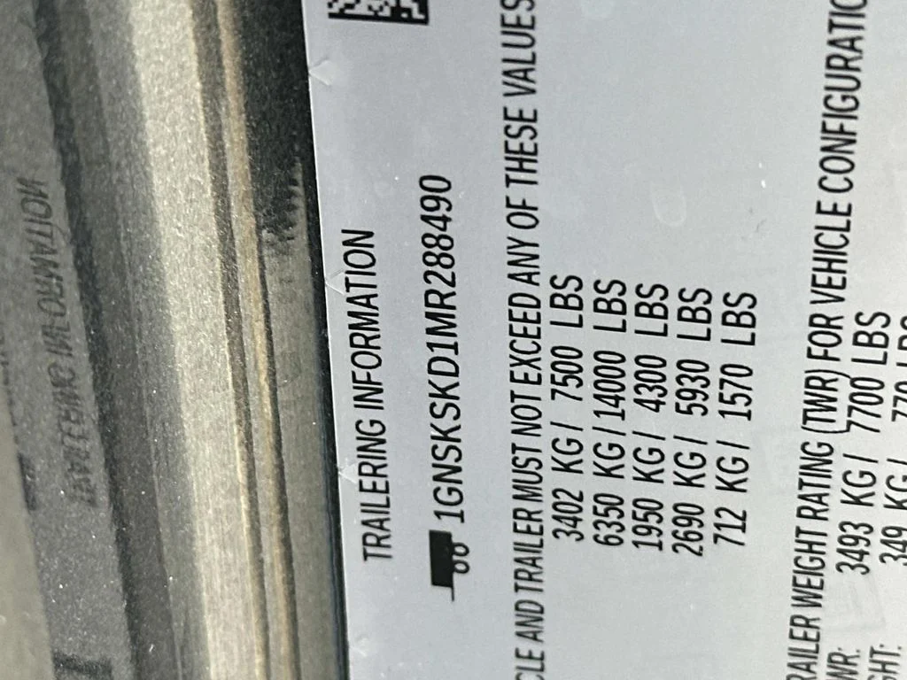 Used 2021 Gray Chevrolet Premier image 32