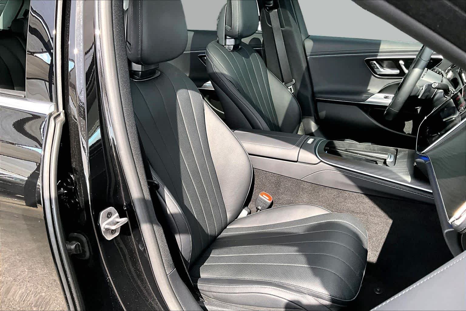 Certified Used 2025 Obsidian Black Metallic Mercedes-Benz E 450 image 9