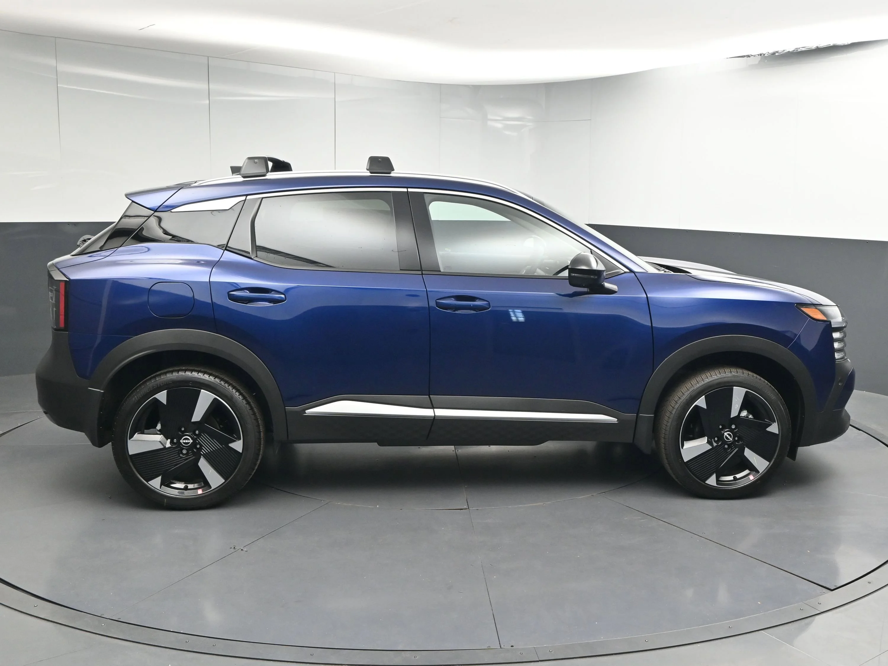 New 2026 Deep Blue Pearl Nissan SR image 8