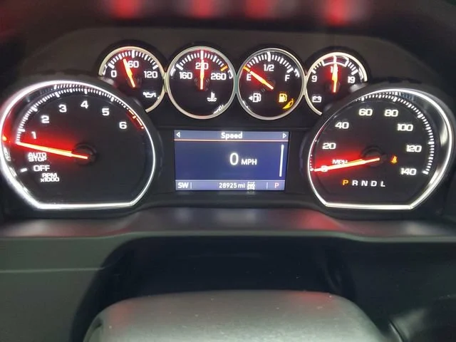 Used 2021 SUMMIT WHITE Chevrolet RST image 13