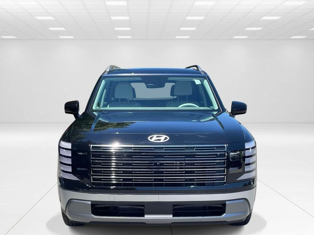 New 2026 Black Hyundai SEL Premium image 2