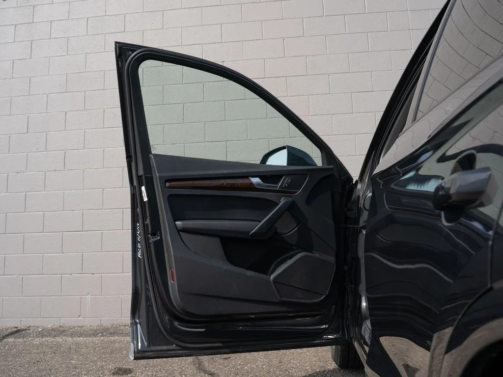Used 2018  Audi 2.0T image 15