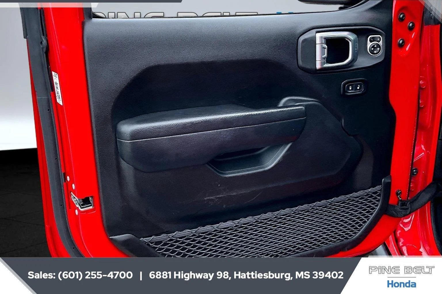 Used 2025 Firecracker Red Clearcoat Jeep Rubicon image 17