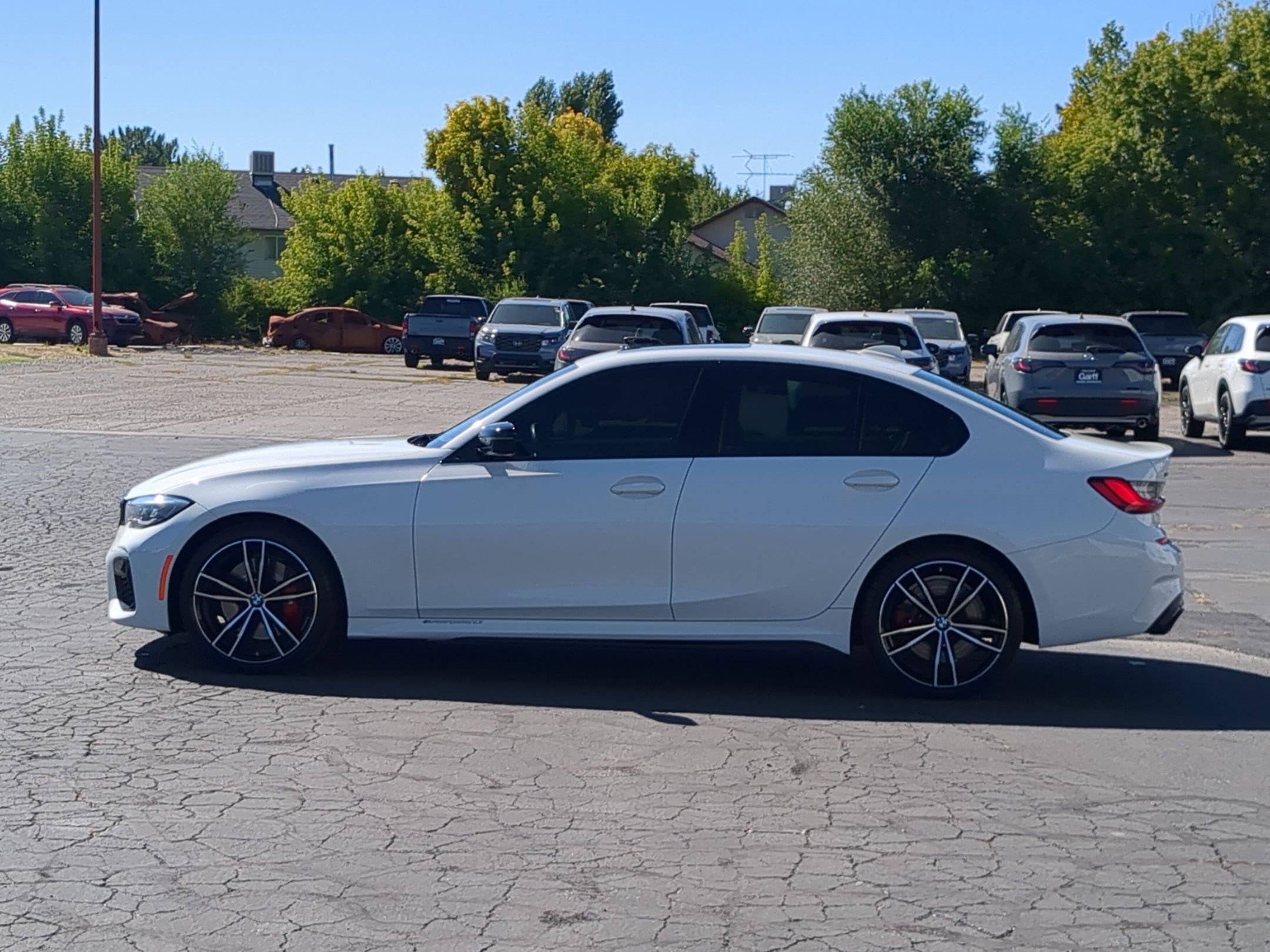 Used 2022 Alpine White BMW M340i xDrive image 7