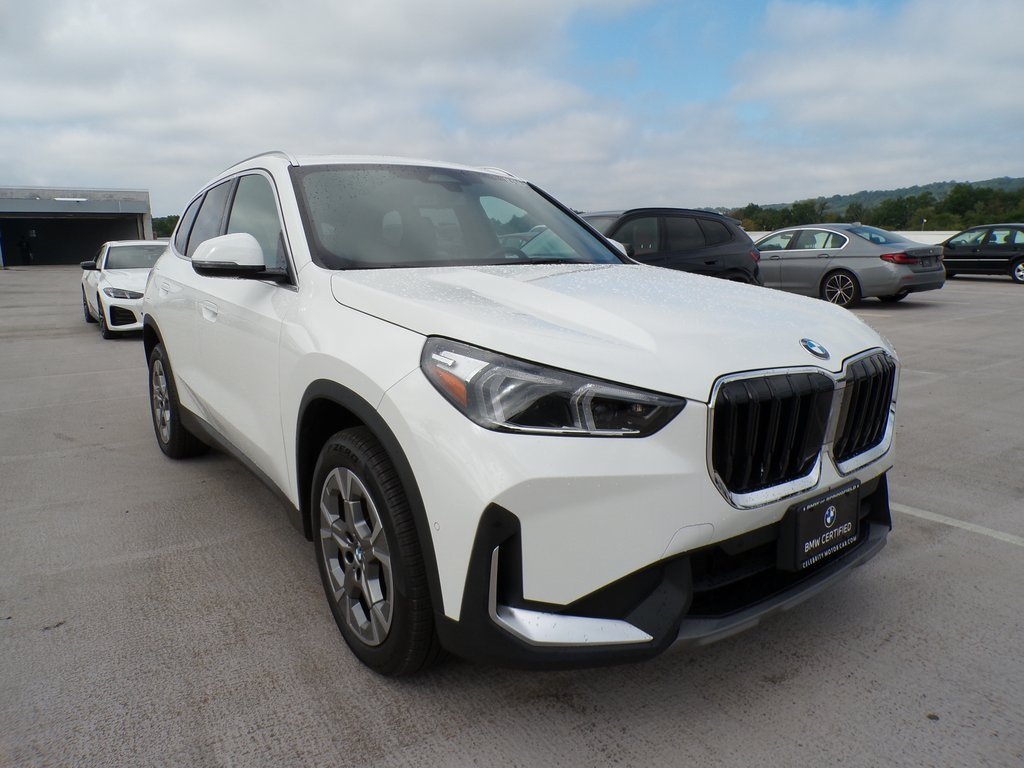 2023 BMW X1 28i