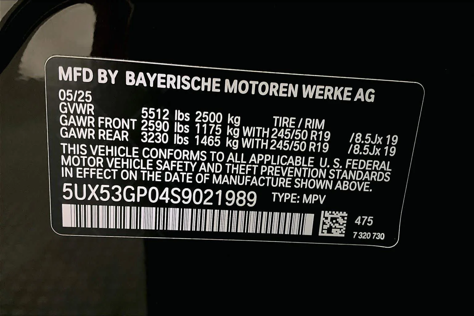 Certified Used 2025 Black Sapphire Metallic BMW 30 xDrive image 33