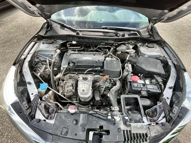 Used 2016 Silver Honda LX image 19
