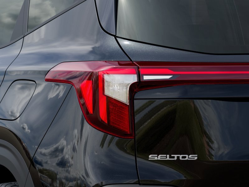 New 2026 Fusion Black Kia LX image 11