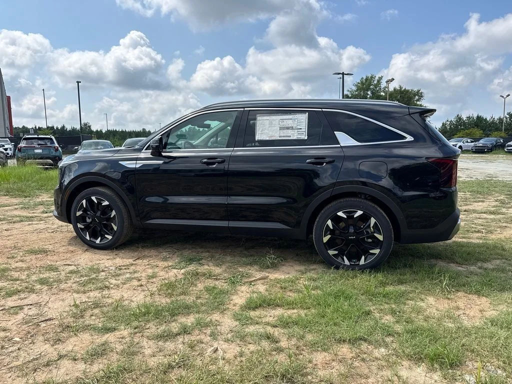 2025 Kia Sorento SX - Photo 4