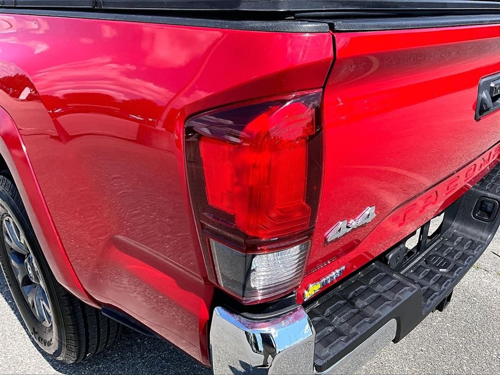 Used 2023 Red Toyota SR5 image 34