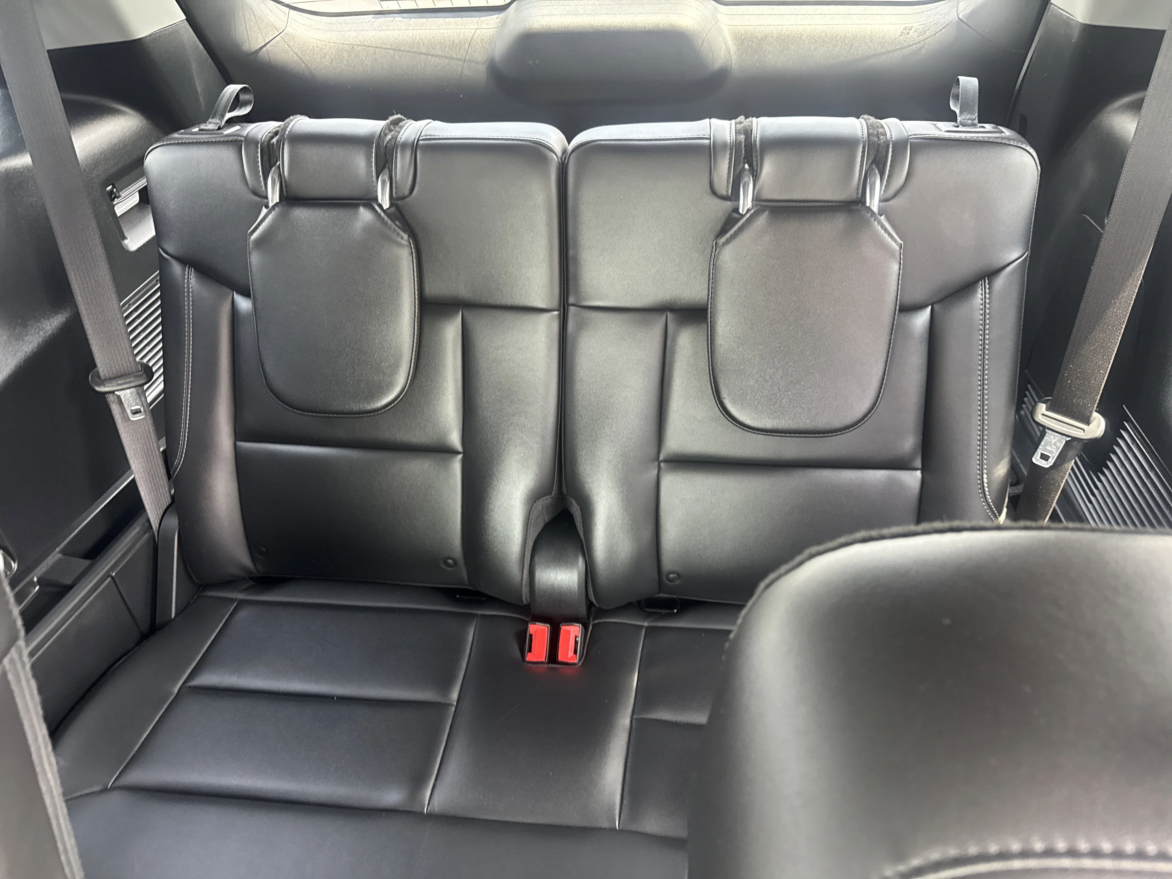 Used 2023 Star White Metallic Tri-Coat Ford XLT image 14