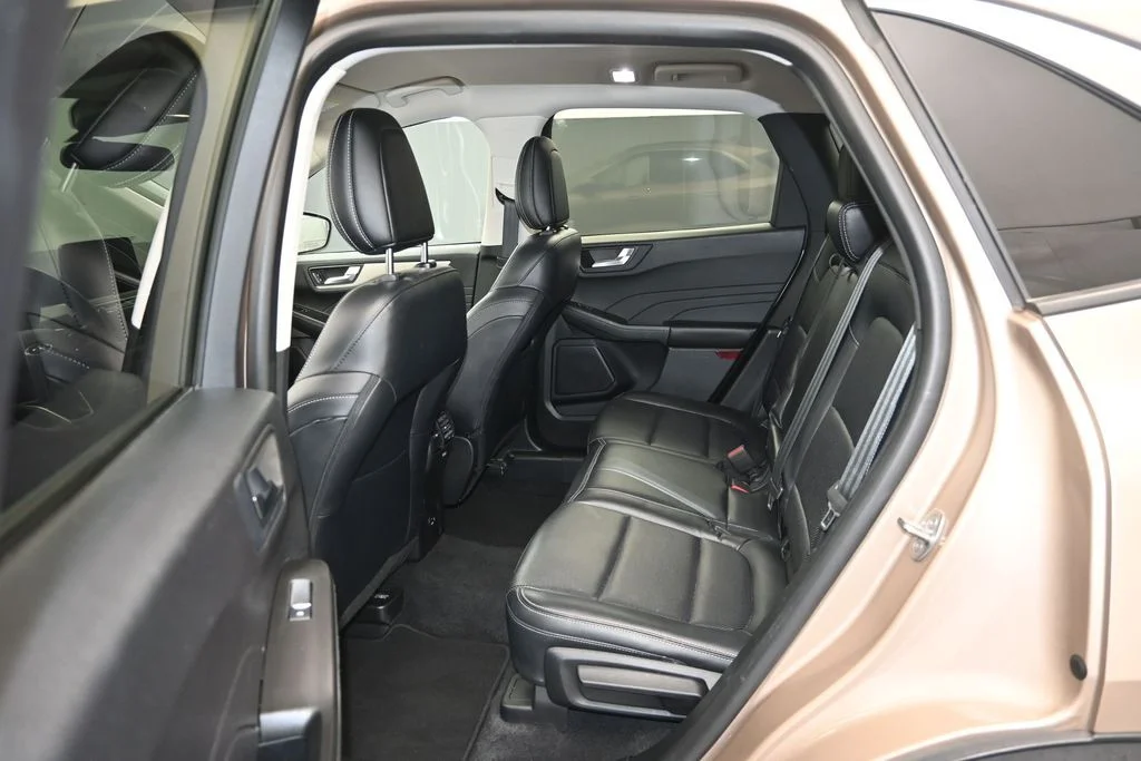 2021 Ford Escape SEL - Photo 15