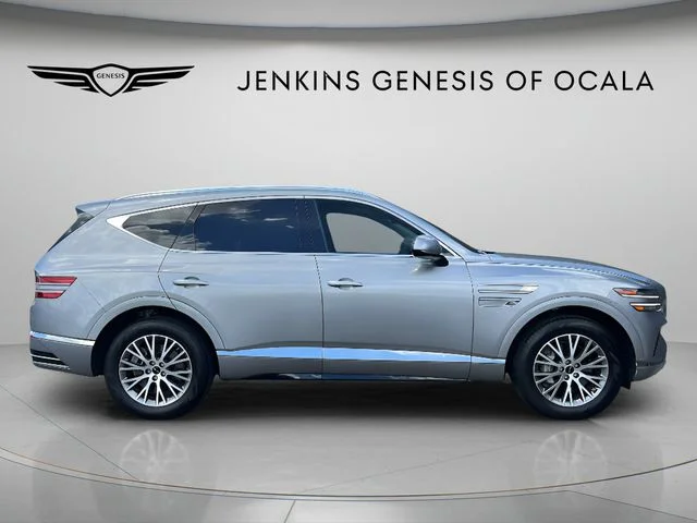 Used 2025 Silver Genesis 2.5T image 2
