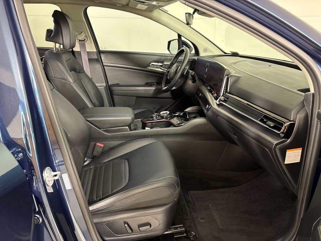 Used 2025 Blue Kia SX-Prestige image 17