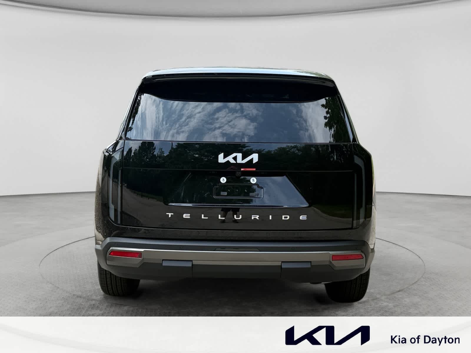 New 2027 Ebony Black Kia LX image 6