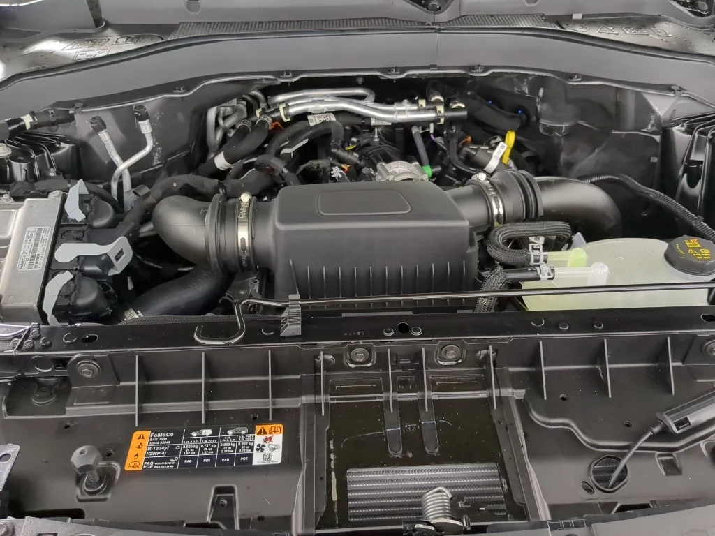 New 2026 CARBONIZED GRAY METALLIC Ford Tremor image 28