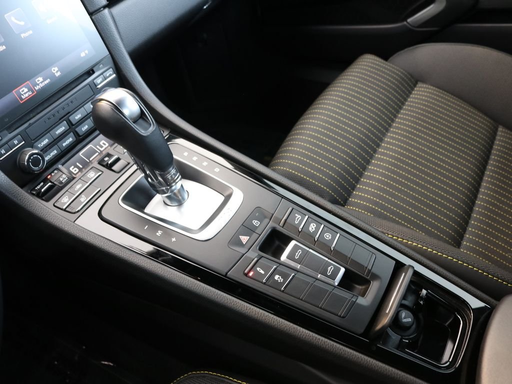 2022 Porsche 718 T - Photo 39