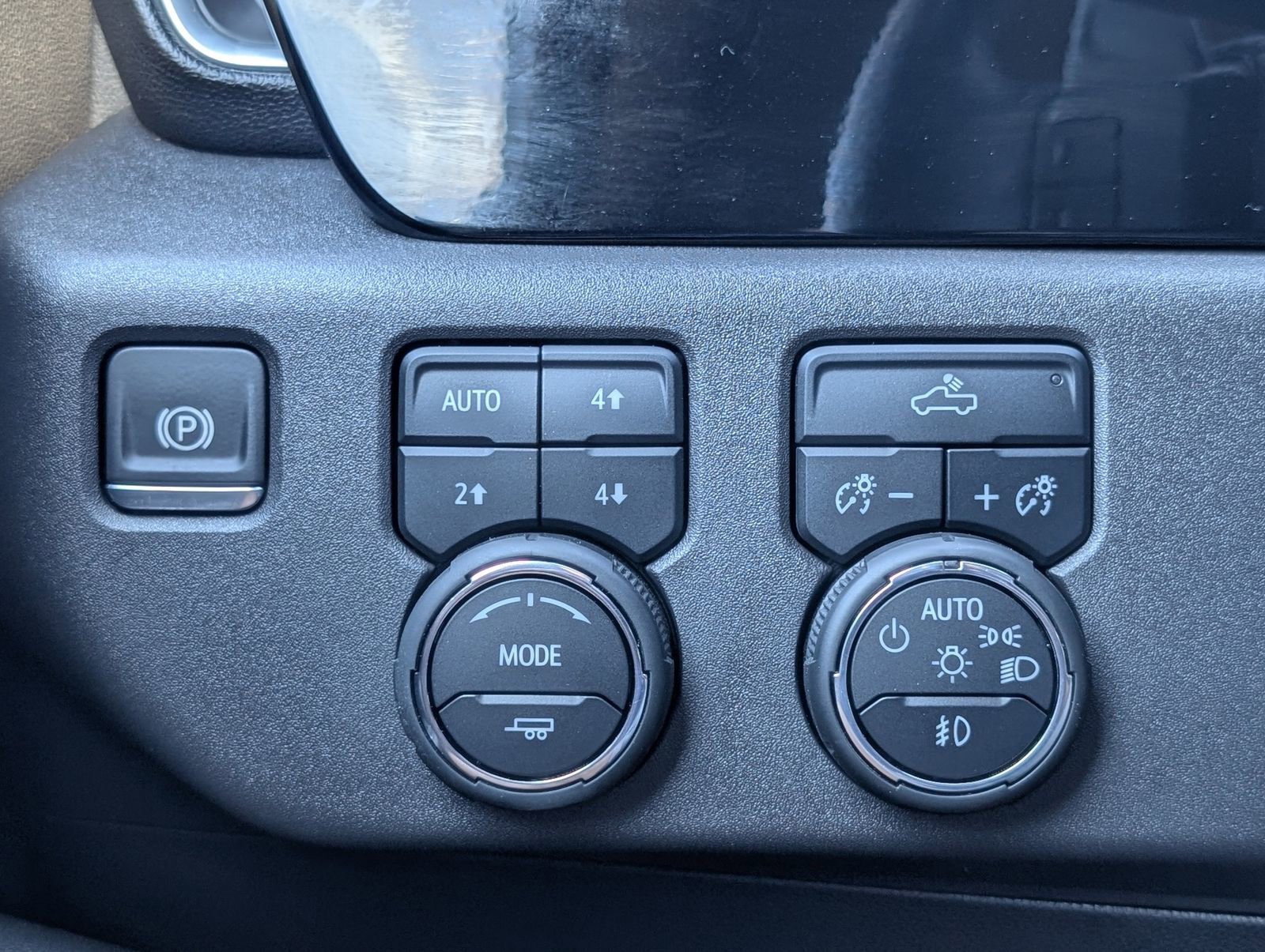 2024 Chevrolet Silverado 1500 LT Trail Boss - Photo 7