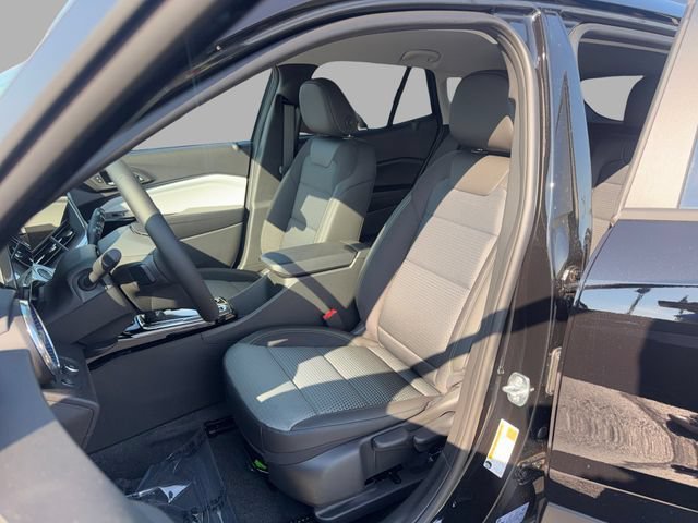 New 2026 Mosaic Black Metallic Chevrolet LT image 15