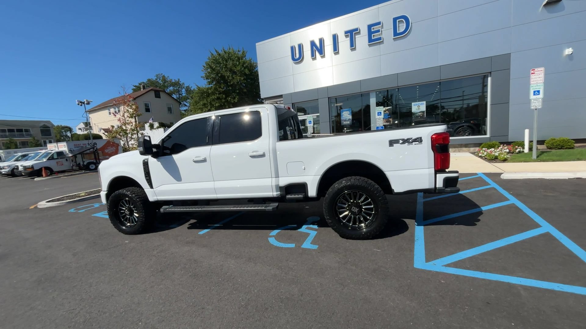 Used 2023 White Ford XLT image 5