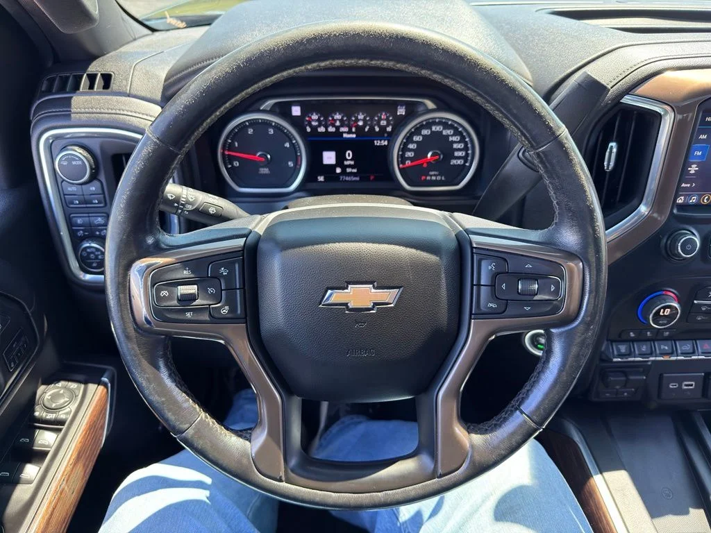 Used 2022 Black Chevrolet High Country image 10