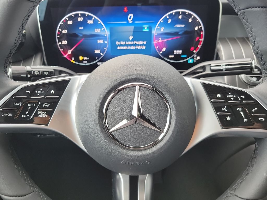 New 2027 Black Mercedes-Benz GLC 300 image 24