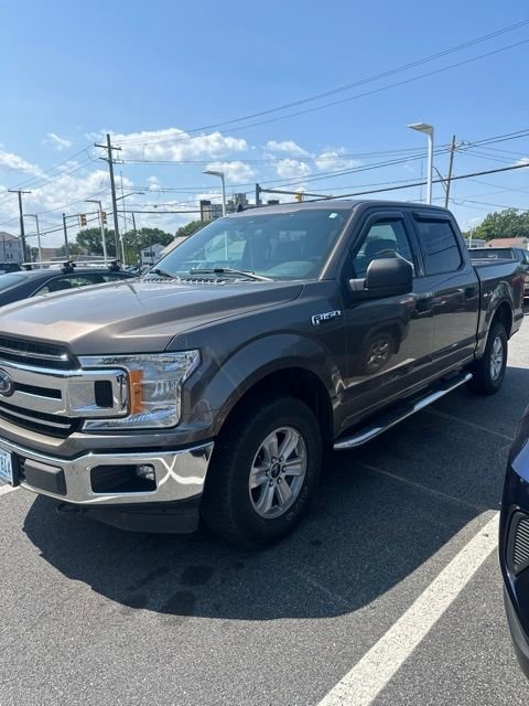 Used 2019 Gray Ford XLT image 2