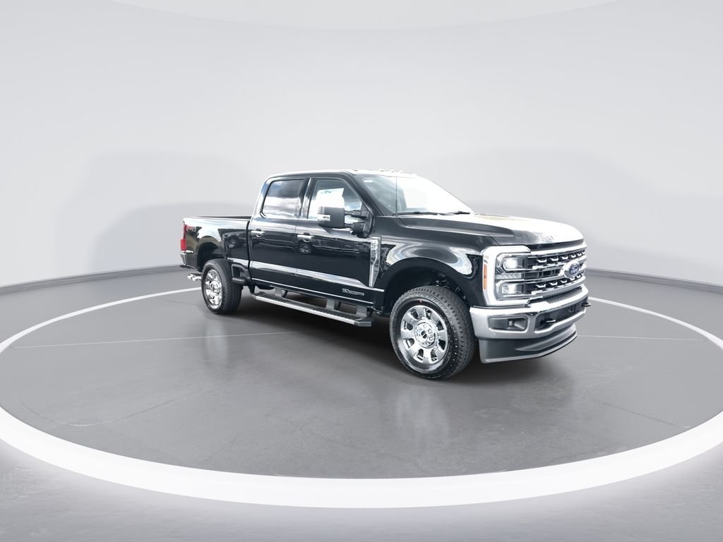 2026 Ford F-250 Super Duty Lariat - Photo 2