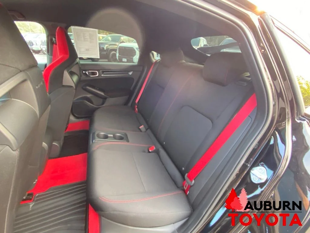 Used 2023  Honda  image 23