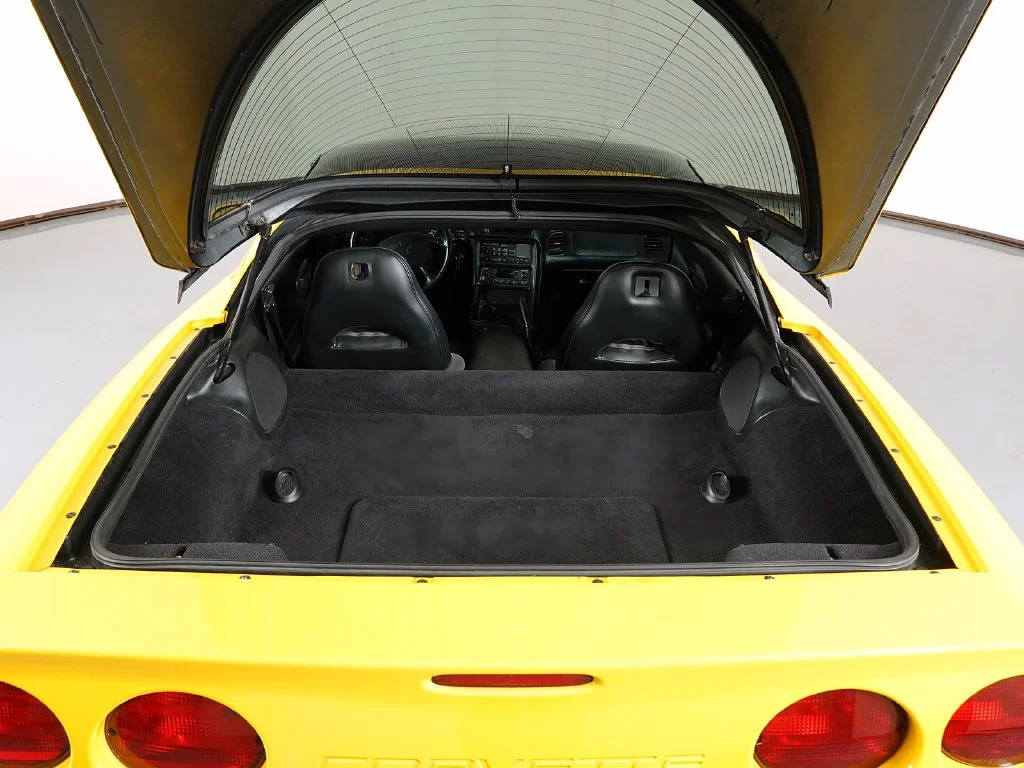 Used 2001 Yellow Chevrolet Base image 6