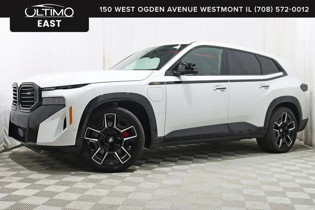Used 2024 White BMW Base image 1