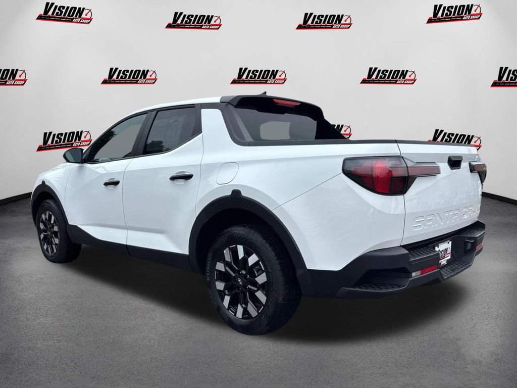 2025 Hyundai Santa Cruz SE - Photo 7