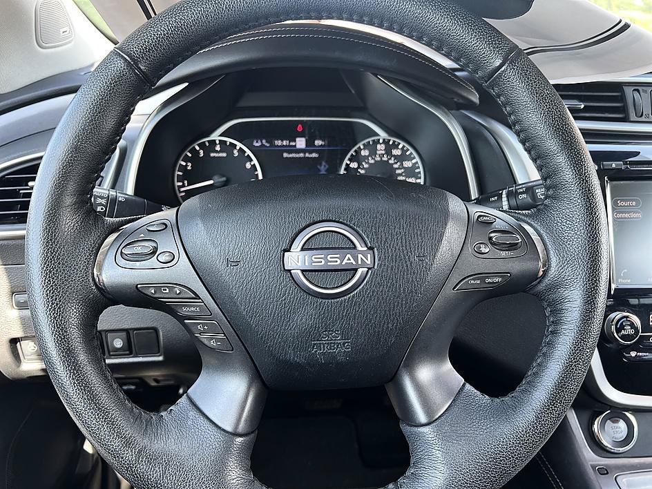 Used 2024 Pearl White Tricoat Nissan SL image 24