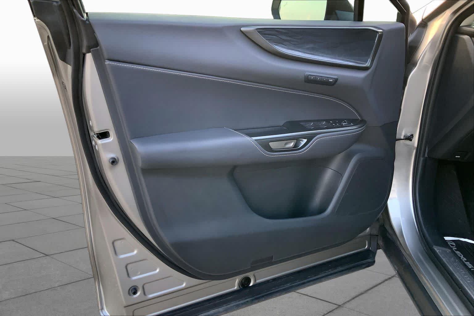 Used 2025 Atomic Silver Lexus Premium image 21