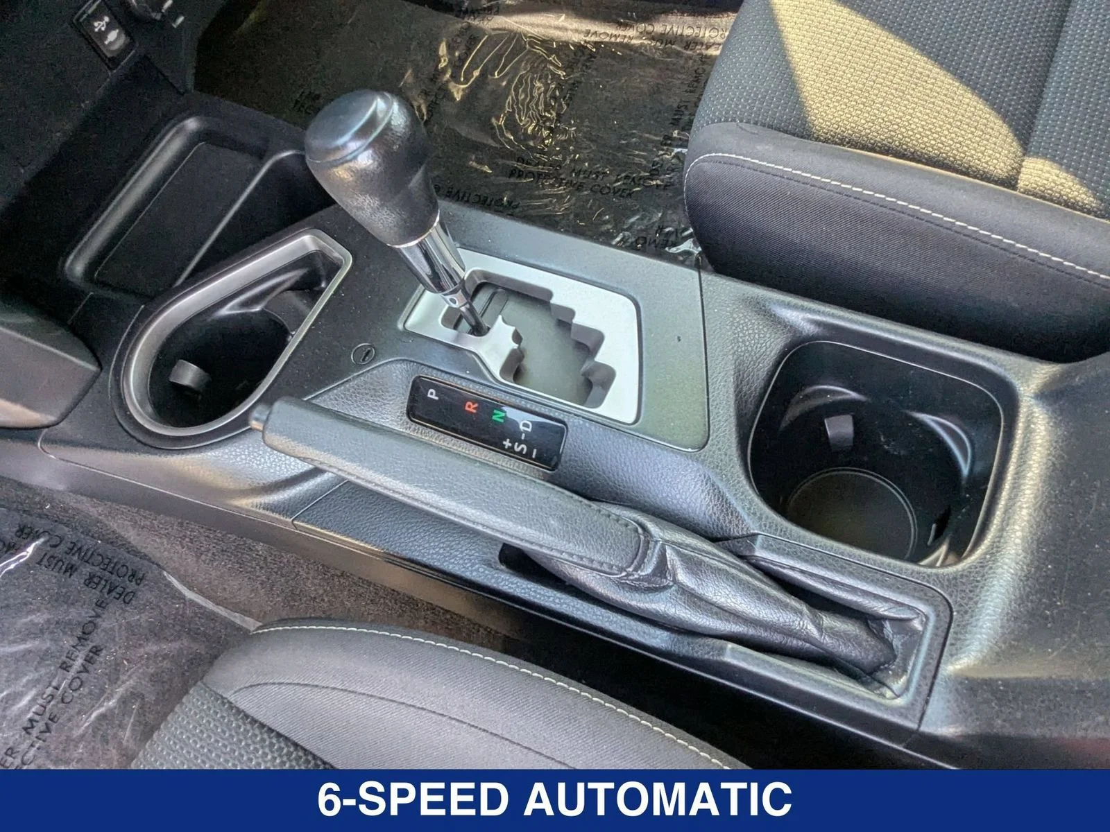 Used 2017  Toyota XLE image 19