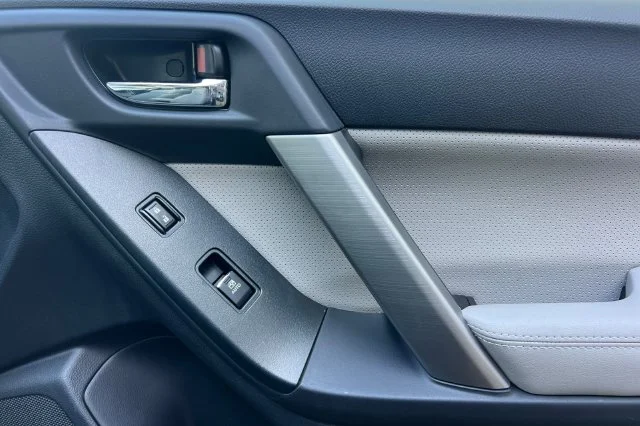 Used 2017 Gray Subaru 2.5i Limited image 19