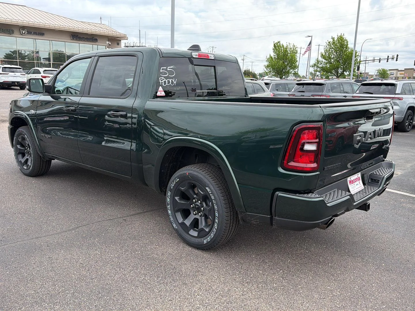 New 2026 Serrano Green Metallic RAM Big Horn image 5