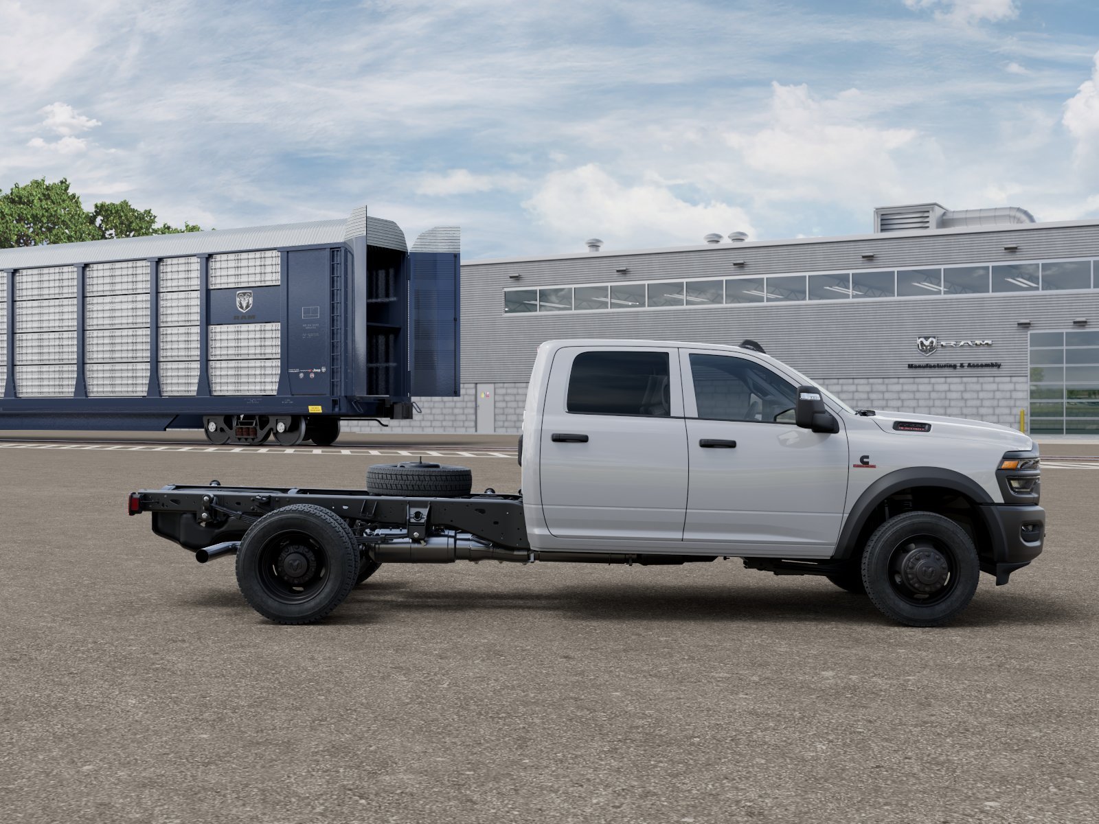 New 2026 Bright White Clear-Coat Exterior Paint RAM Tradesman image 12